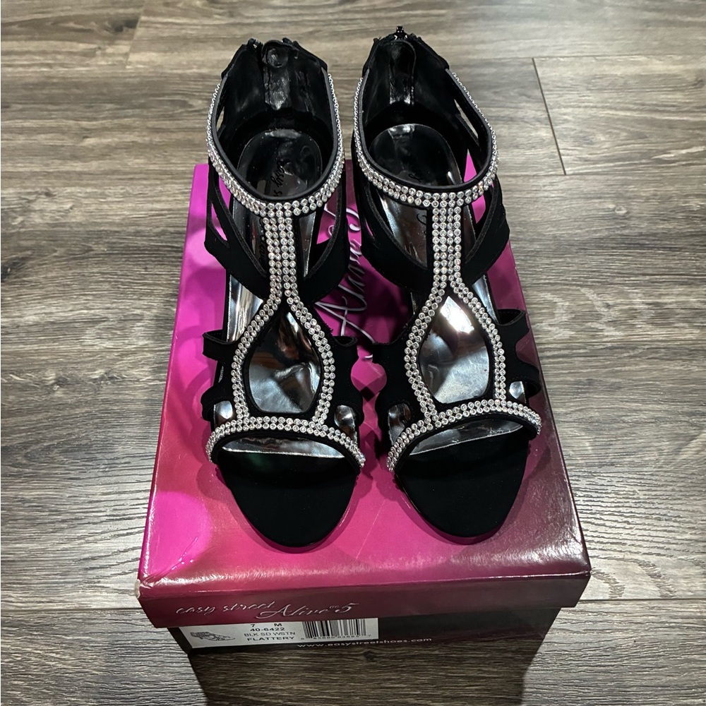 Chic Black Rhinestone Women's Heels